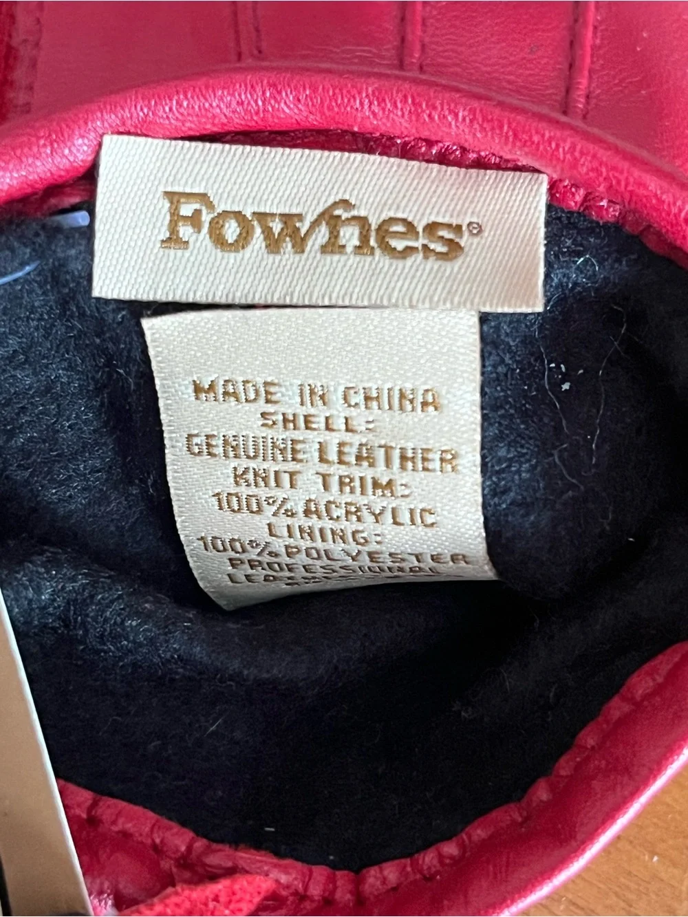 Fownes Women’s Fleece Lived Red Gloves Leather S/M NWT